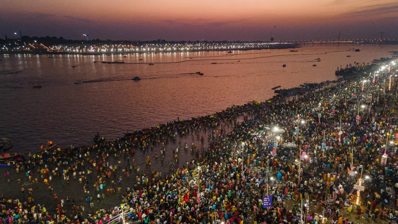 Maha Kumbh 2025 Shatters Records: 300 Sanitation Workers Make History in Ganga Cleanup
