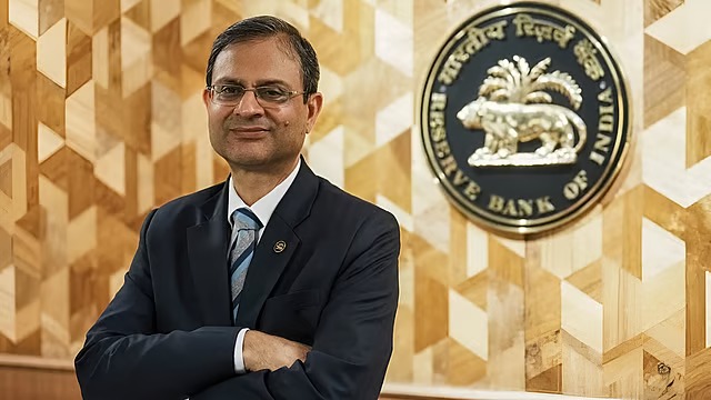 RBI Signals Caution: Policy Rate Paused as Deputy Governor Highlights Limited Impact of Further Cuts