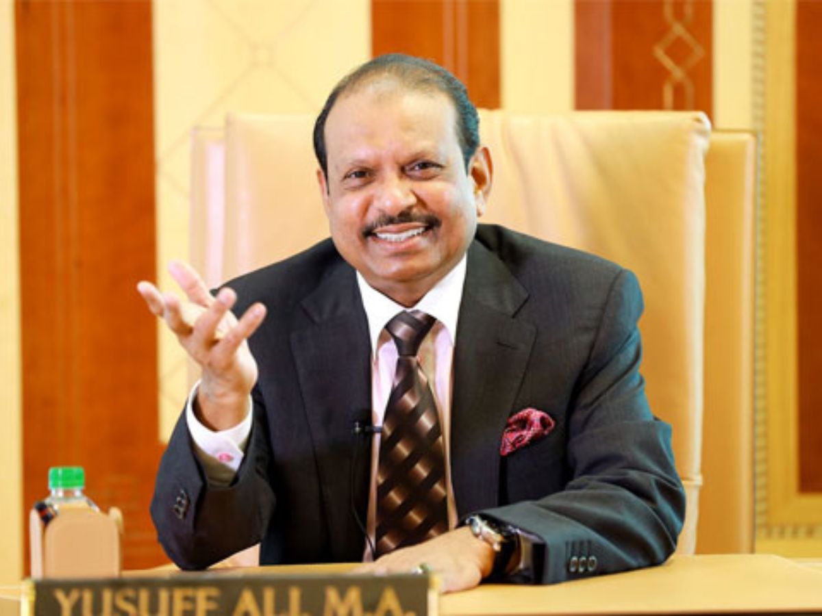 Indian Billionaire MA Yusuff Ali’s Bus Ride In Dubai Wins Hearts