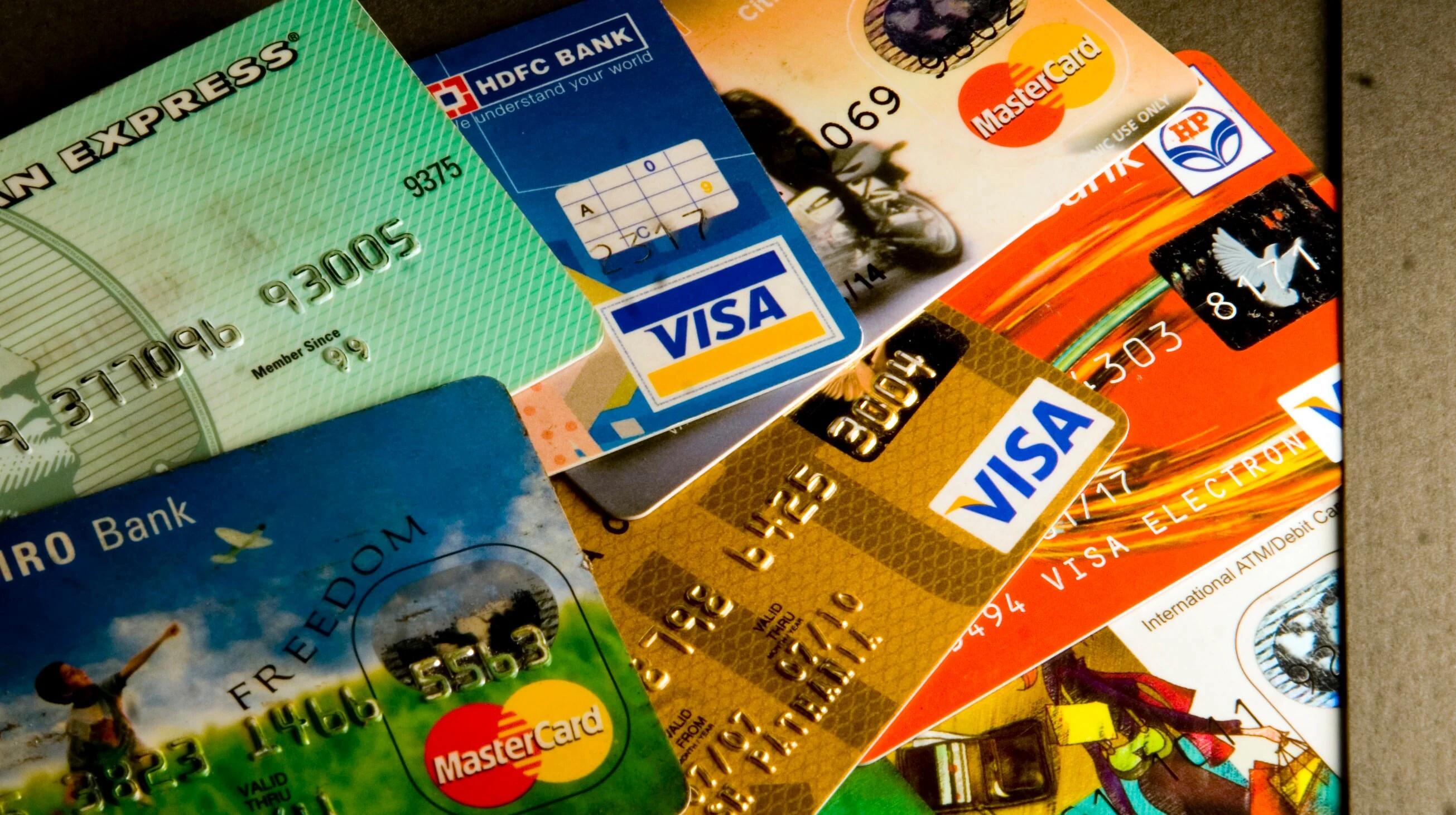 Smart Credit Card Strategies That Boost Savings And Keep Your Credit Score Strong