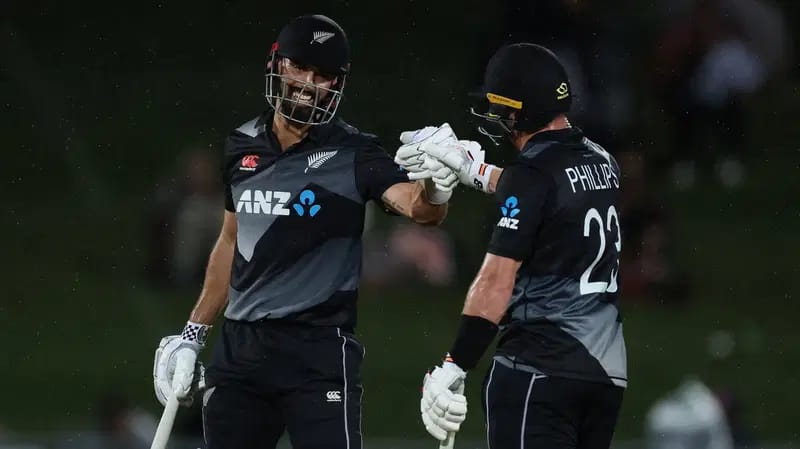 Mitchell-Phillips Steady NZ with 50-Run Stand