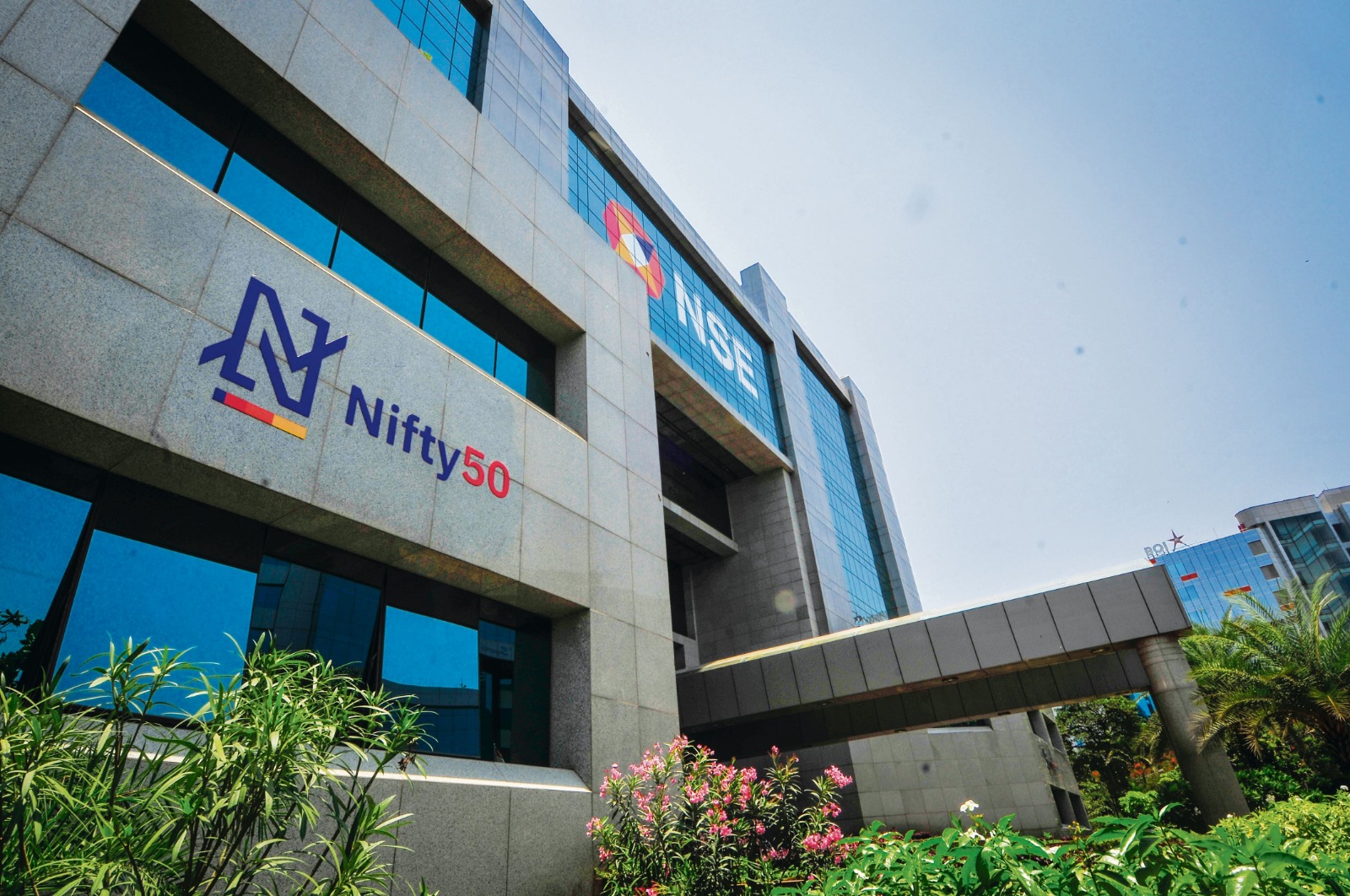 Nifty 50 Slips As Reliance And Banking Stocks Weigh On Market