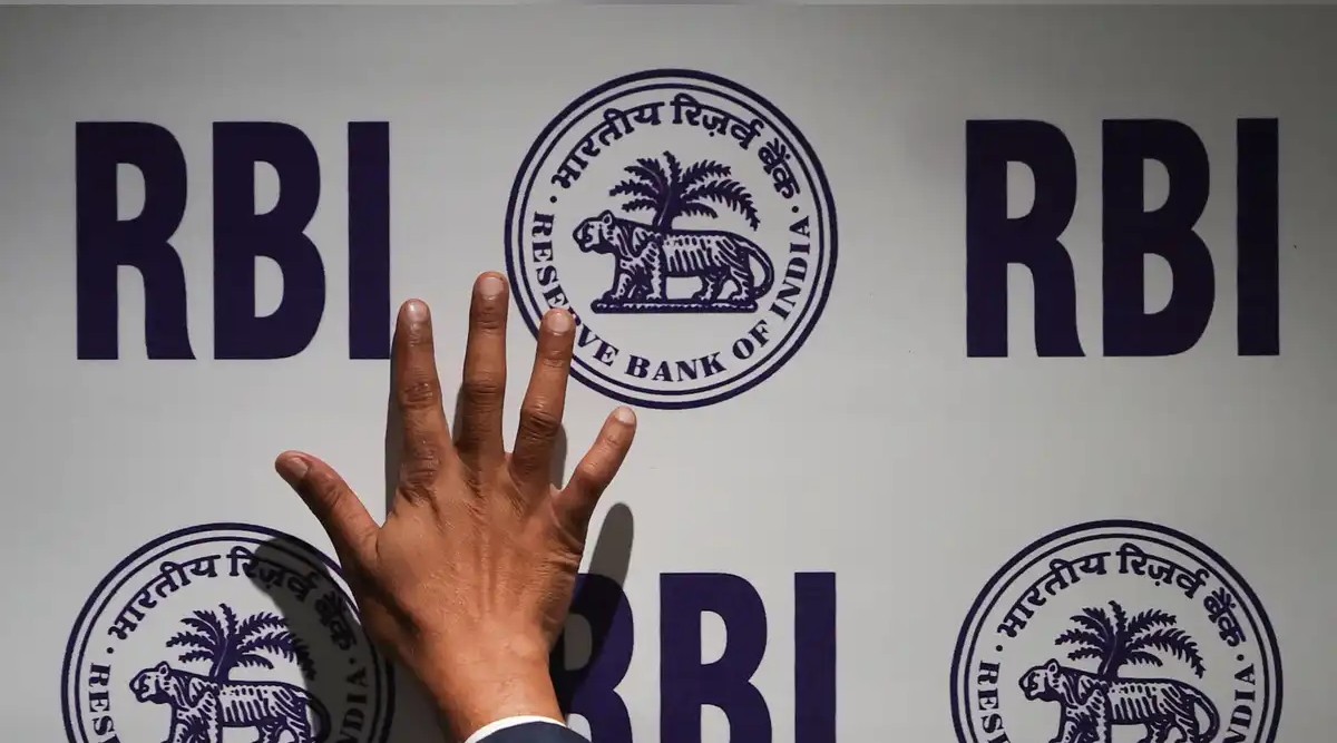 RBI Data Reveals Banks Hold Massive ₹8.41 Trillion Cash Buffers Amid Stable Liquidity