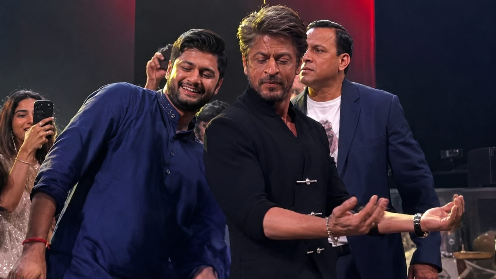 Shah Rukh Khan Dances To 'Koi Mil Gaya' At Revati Sule's Pre-Wedding Bash