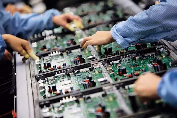 India Powers Up: ₹23,000 Crore Scheme Sparks Electronics Parts Revolution