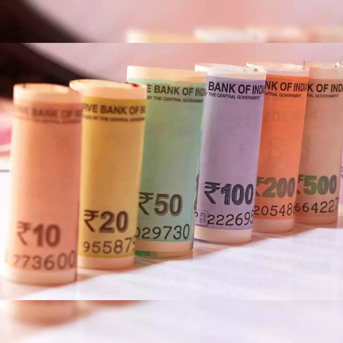 Fitch Assigns 'BBB-' Rating to CapitaLand India Trust's Proposed SGD200M Notes