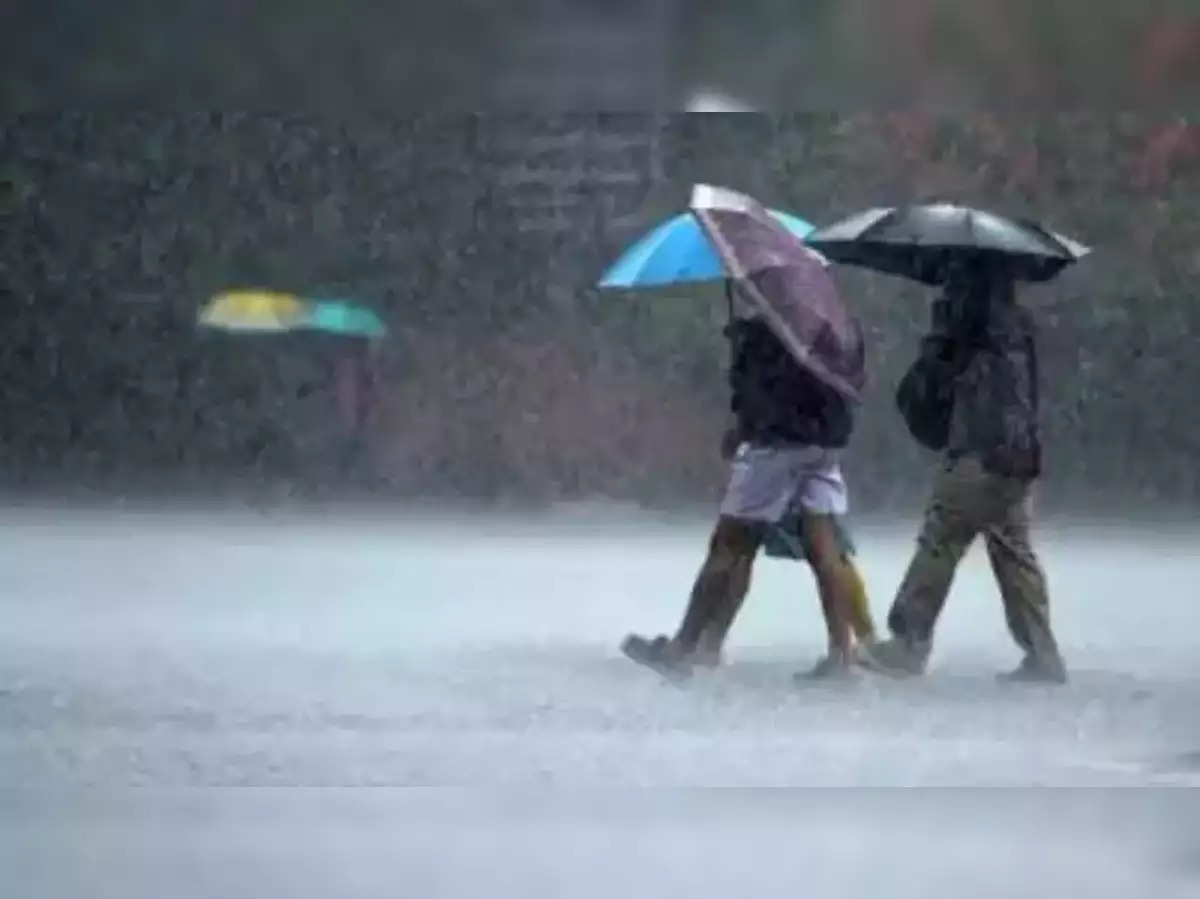 Weather Watch: Rain and Thunderstorms Sweep Across India