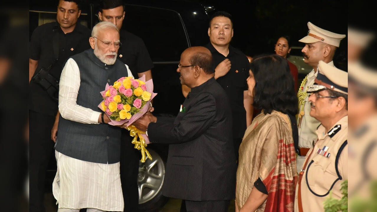 PM Modi Arrives in Kolkata to Inaugurate Pivotal Defence Conference: City Set for Strategic Dialogue