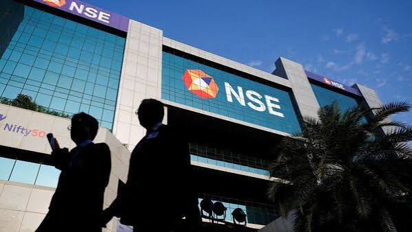 Nifty Stays Stuck, Small-Caps Soar: What's Driving the Market Today?