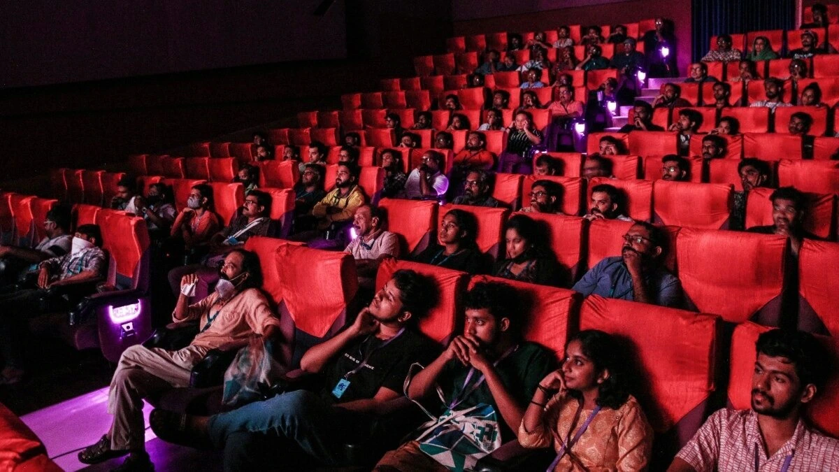 “OTT Pe Dekh Lenge” Culture Hits Theatres Hard as Streaming Dominates India’s Screens