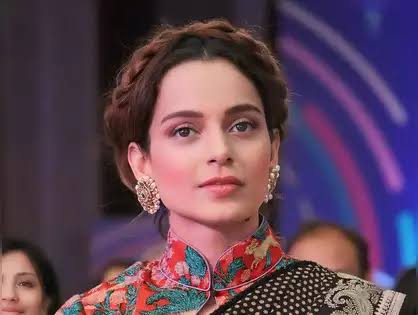 Queen of Resilience: Kangana Ranaut's Gritty Journey to Tinseltown Triumph