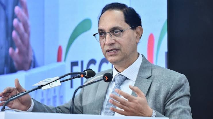 SEBI Quashes Speculation Over Weekly F&O Expiry Ban; Market Reacts Amidst Ongoing Derivatives Reform Debate