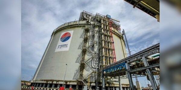 Gas Gateway Expands: Petronet LNG Signs Rs 1,200 Crore Regasification Deal With Performance Chemise-RVE