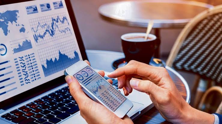 Apollo Hospitals and Others Navigate Choppy Waters: A Tale of Four Indian Titans