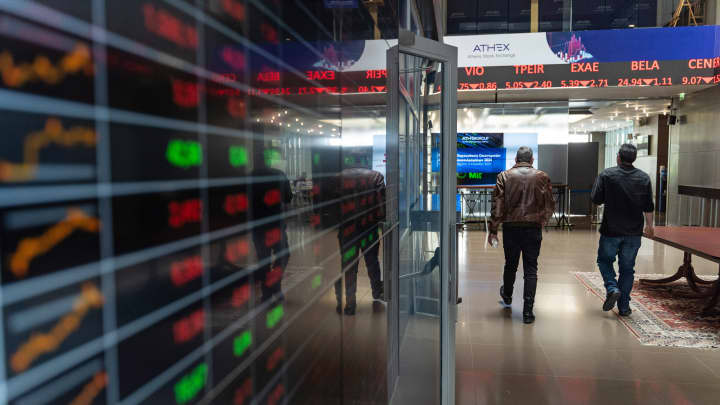 European Bond Market Responds as Trump Suspends Tariffs: German and Italian Bond Yields Move