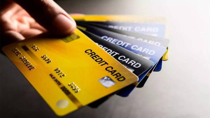 Swipe Right on Savings: Why Comparing Credit Cards Pays Off