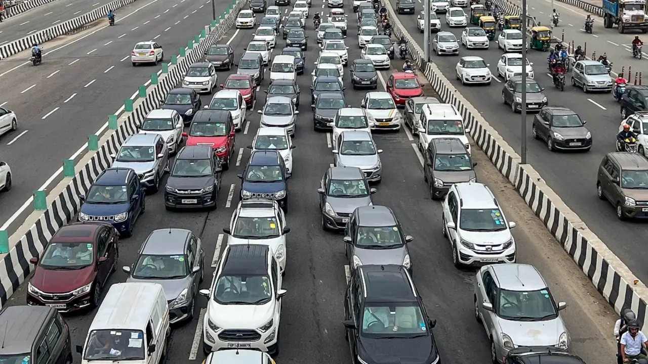 Heavy Vehicle Ban Shakes Up Traffic on NH 48 and Ghodbunder Road: What Commuters Need to Know