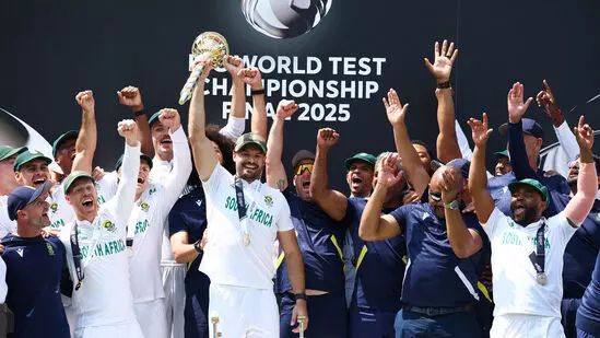 Cricket Royalty Reacts: Sachin Applauds, Yuvi Trolls, and the Aussies Take It Like Champs