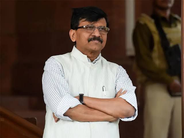 Thackeray Cousins Hold the Key: Uddhav and Raj Alone to Script Alliance Saga, Says Sanjay Raut