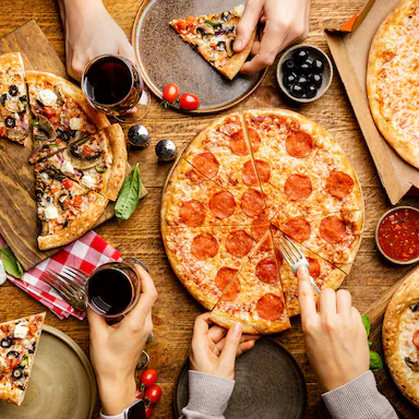 Pizza in Flash: Domino's and Swiggy Bolt Redefine Delivery with 10-Minute Guarantee