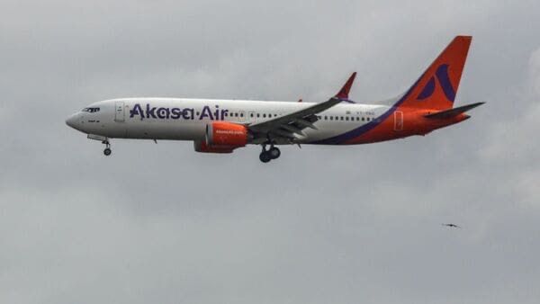 Akasa Air Alerts Passengers: Online Booking And Check-In Temporarily Grounded