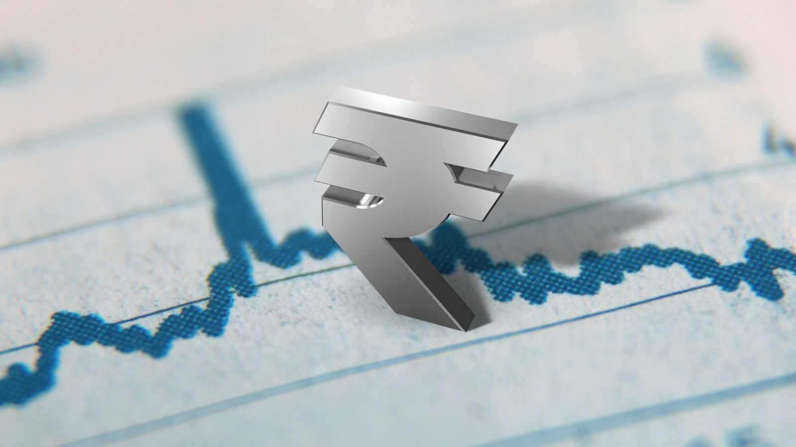 Rupee Hits Record Low at ₹92/$, Raising Costs for Households and Businesses