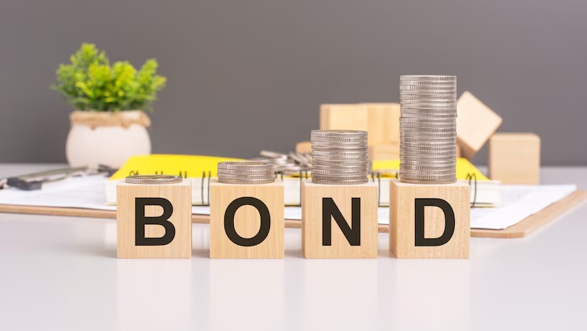 India's Financial Strategy: ₹300 Billion Bond Sale to Support Economic Growth