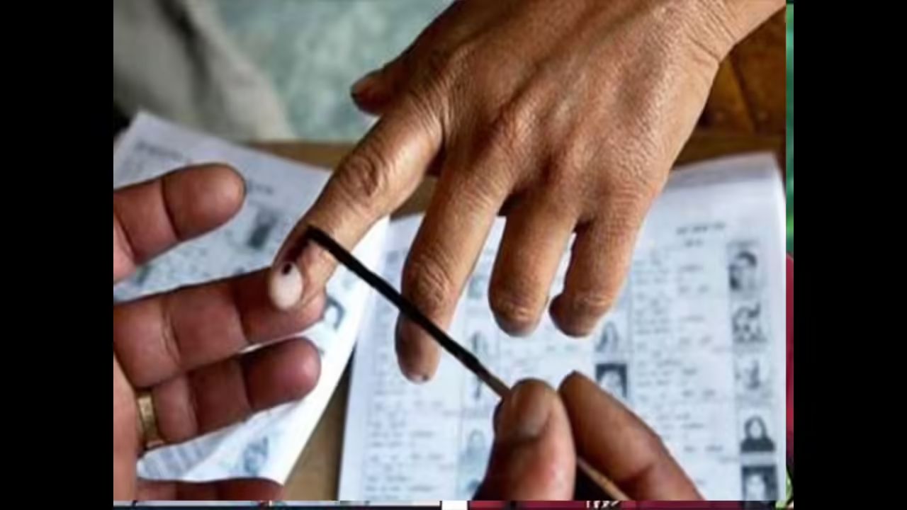 Karnataka Voter Roll Row Escalates As Congress Flags Large-Scale Deletions