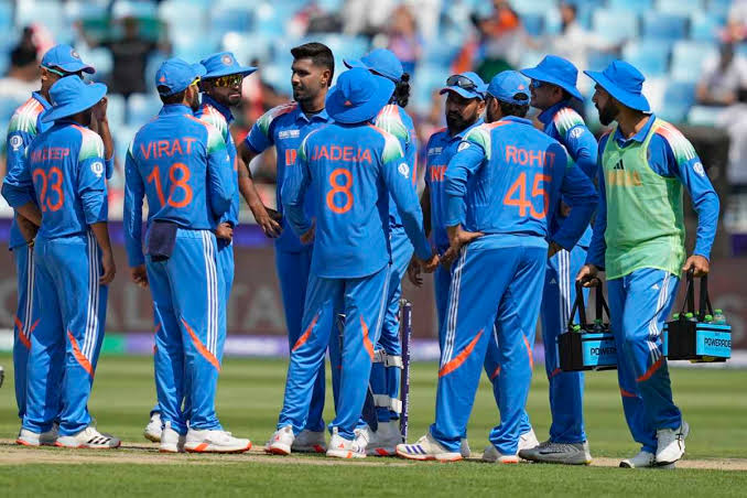 Pakistan at 59/2 in 13.1 Overs Against India in Crucial Match