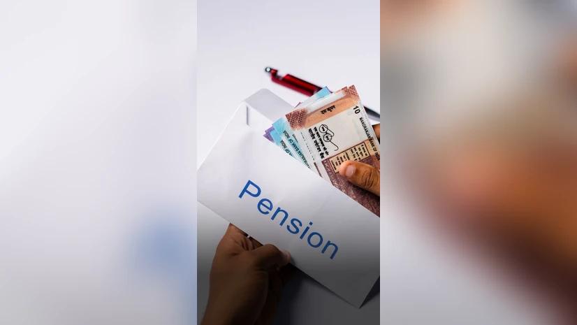 India’s Pension Paradox: Over 4.9 Million EPS-95 Retirees Survive on Less Than ₹1,500 a Month