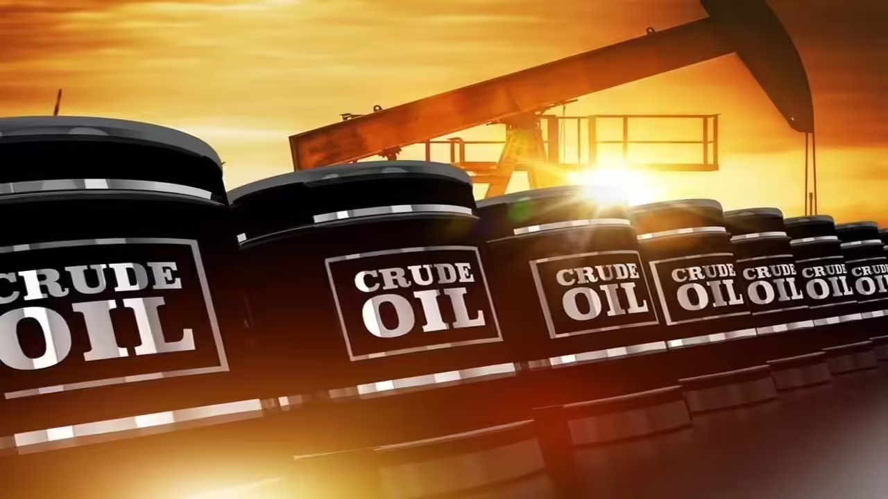 Russian Urals Oil Discounts Narrow As Prices Stay Near 12-Year Highs