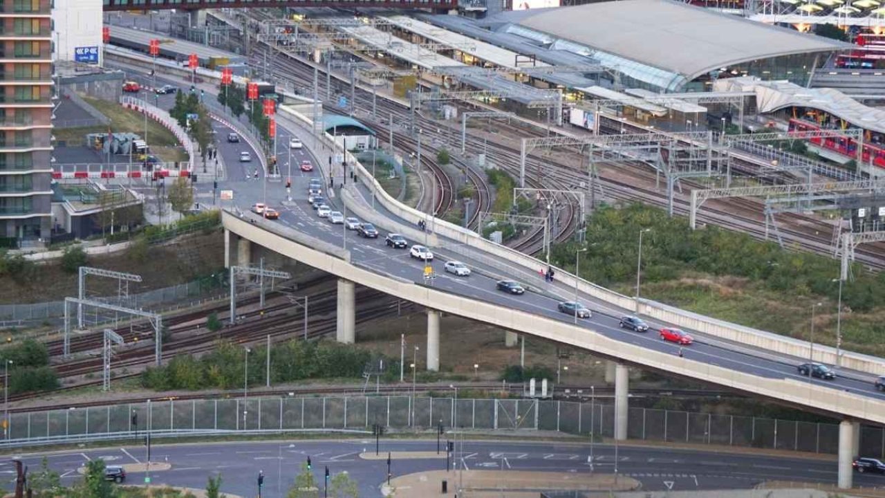 Vidyavihar Flyover Envisioned in 1991 Scheduled to Open by August 31