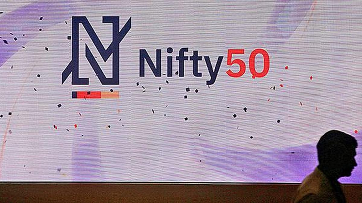 Nifty 50 Dips 0.26% as Profit-Taking Tempers Indian Market Rally