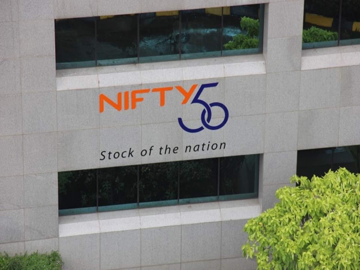 Nifty 50 Ends Lower Amid Market Volatility