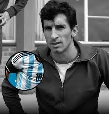 Argentina Honors Legend Antonio Rattin with Black Armbands