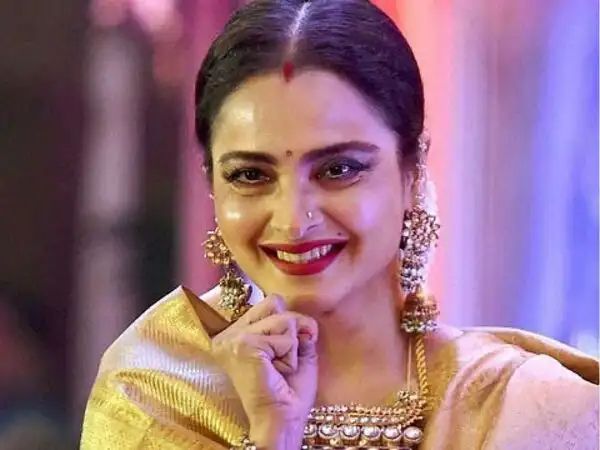 Age is Just a Number: Rekha Reveals 7:30 PM Rule for Timeless Figure