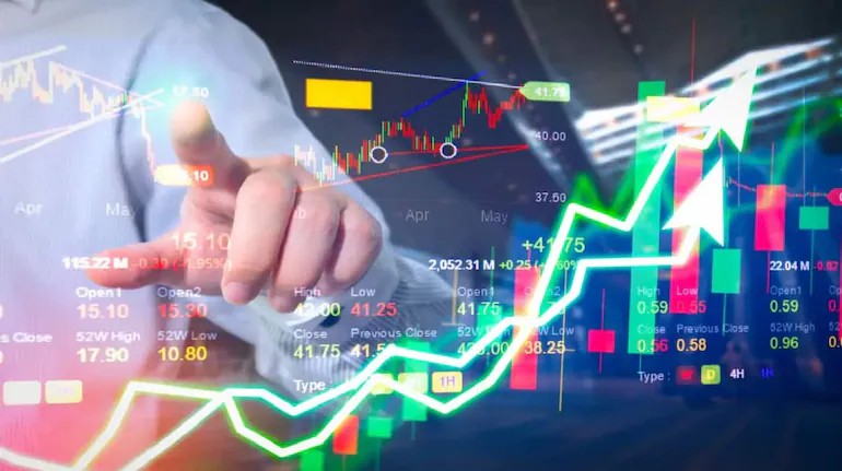 F&O Expiry And Global Cues: The Perfect Cocktail For Year-End Market Swings