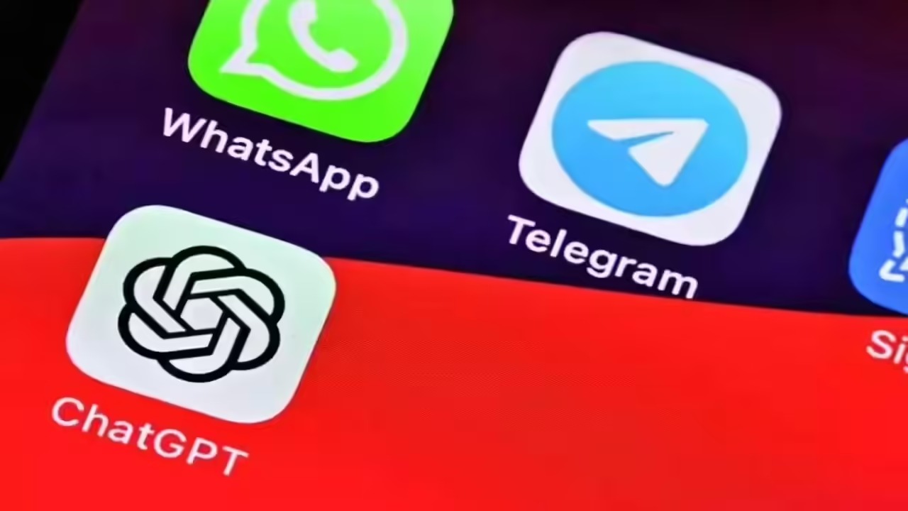 Understanding SIM Binding: India’s New Mandate for Messaging Apps Like WhatsApp to Enhance User Security