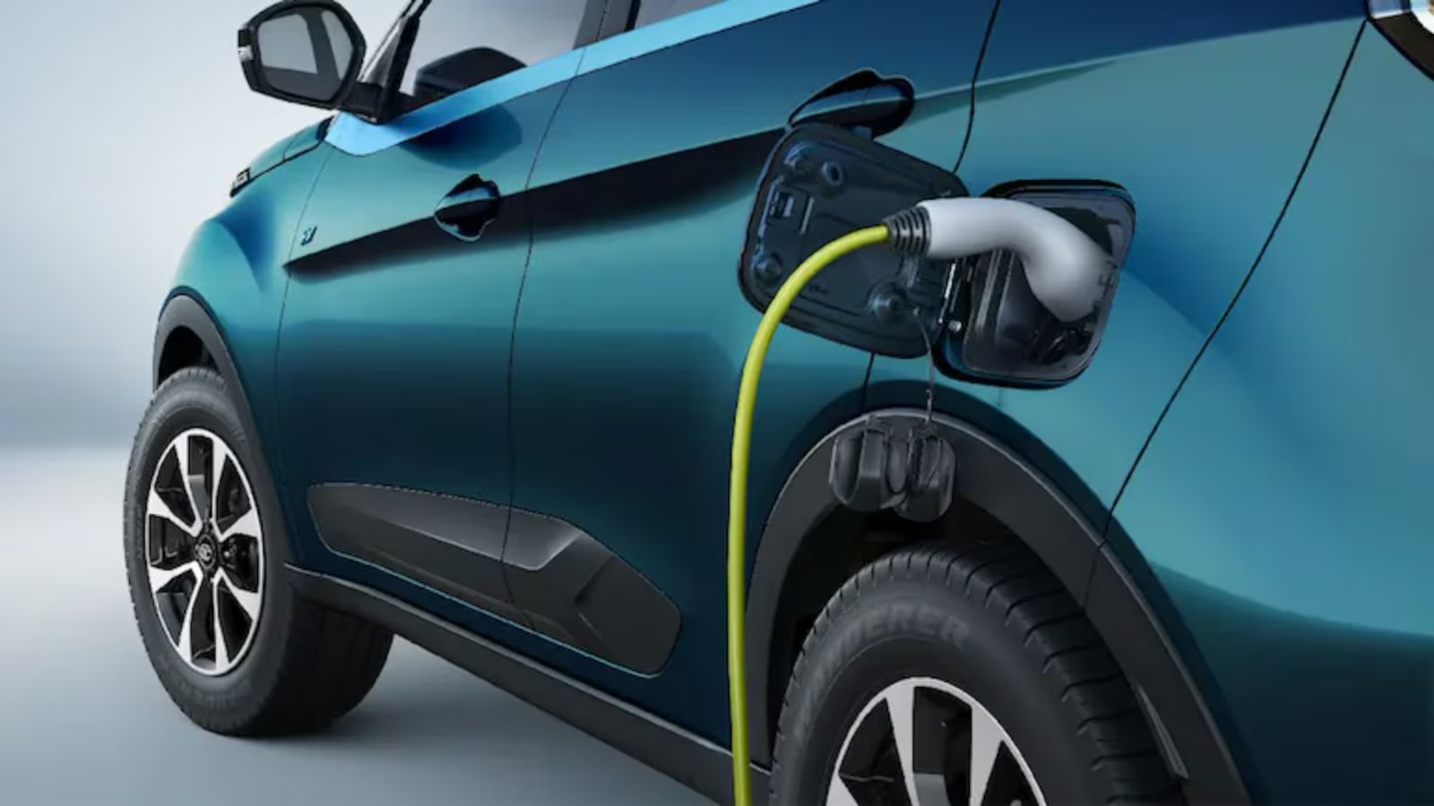 Maruti Suzuki Customers To Access Over 14,000 EV Chargers Across India