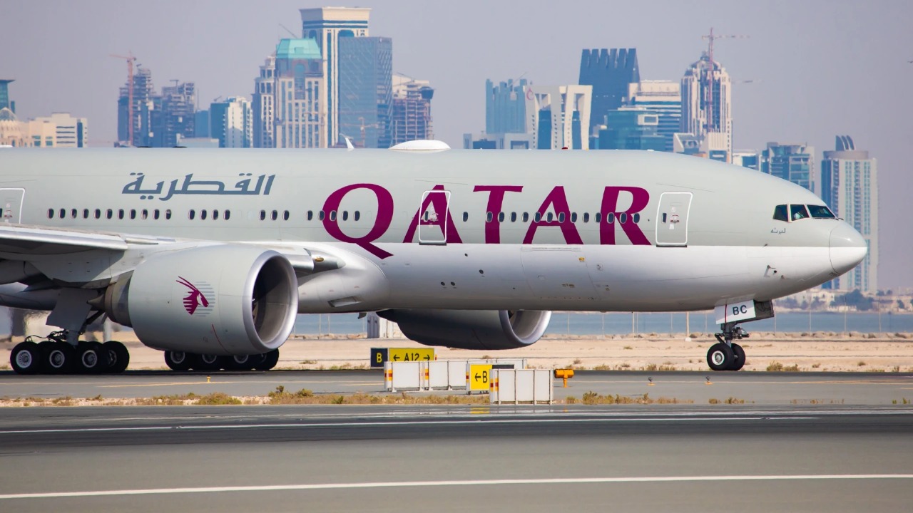 Sky-High Speeds: Qatar Airways Completes Starlink Rollout on 777 Fleet, Eyes A350 Next