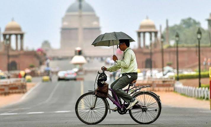 Early Signs of Summer? Delhi Records Second-Hottest Day at 28.6°C