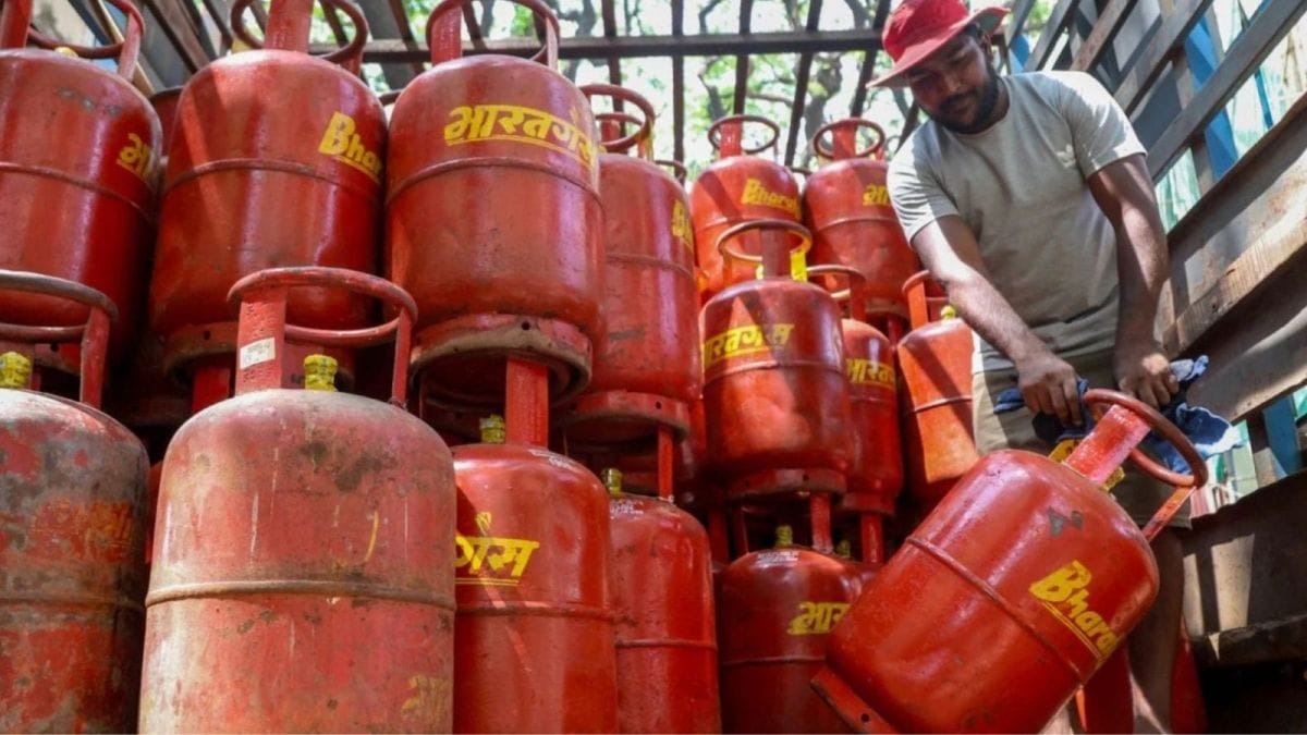 India Lines Up LPG Imports To Keep Kitchens Running