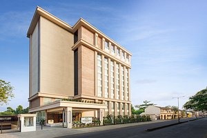 Suba Hotels Signs Lease Agreement With Shan India