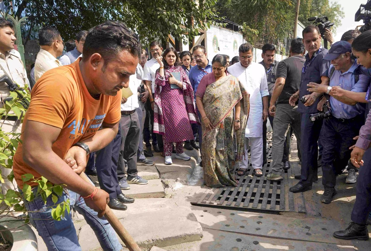 Delhi’s Monsoon Mission: CM Gupta Vows a Waterlogging-Free Capital
