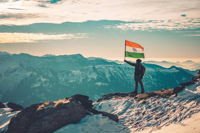 Trekkers Brave -1°C to Salute the Nation at COC Summit