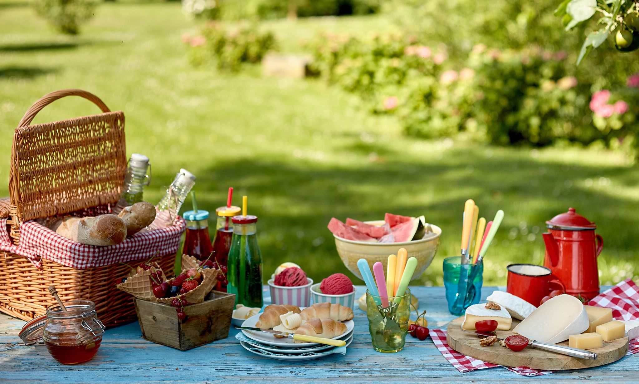 From Basket to Bon Appétit: Mastering Cooking Skills for Perfect Picnics