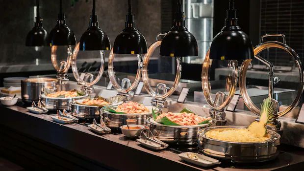 What Makes Indian Buffets A Showcase Of Unique Eating Personalities?