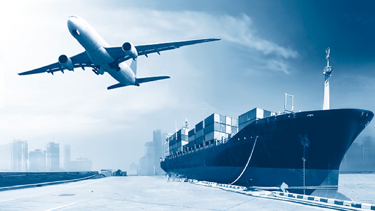 Freight on the Rise: Global Tensions Push Sea and Air Cargo Costs Higher
