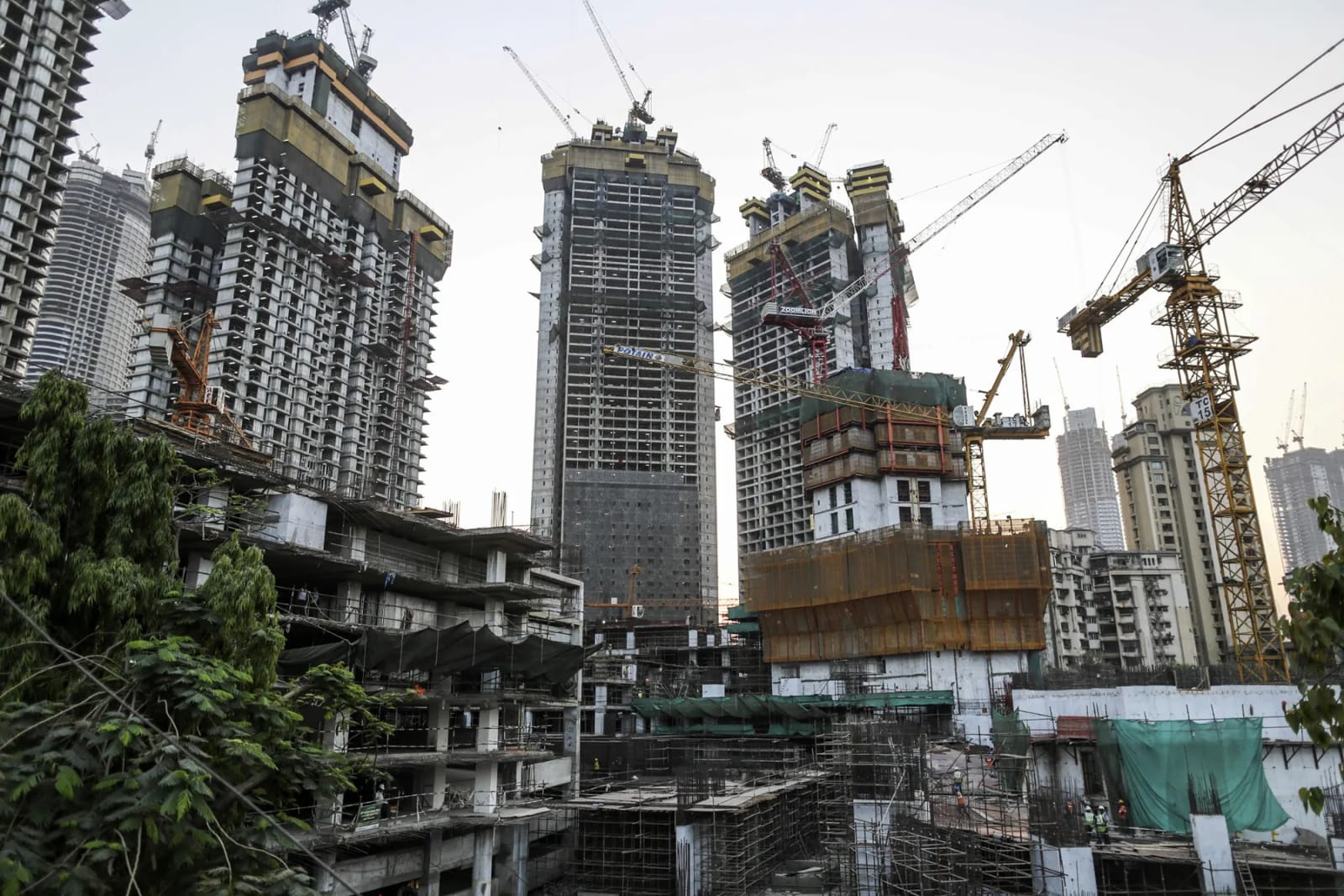 Central Mumbai Redevelopment Heats Up With Lodha–Sahana Agreement
