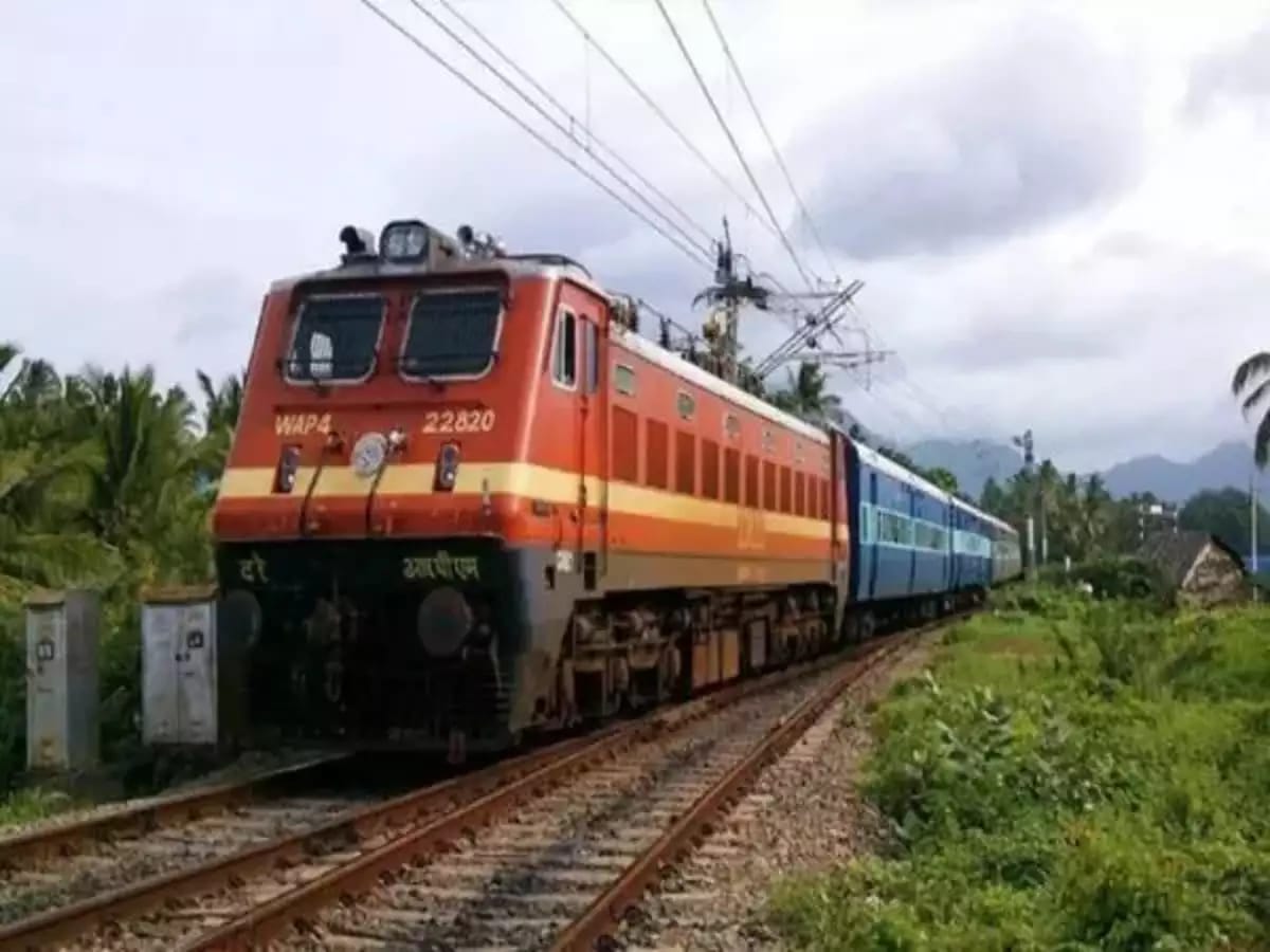 Railways Turns the Tables: ₹8,913 Crore Earned by Dropping Senior Citizen Perks